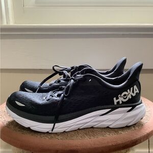 EUC HOKA SNEAKERS